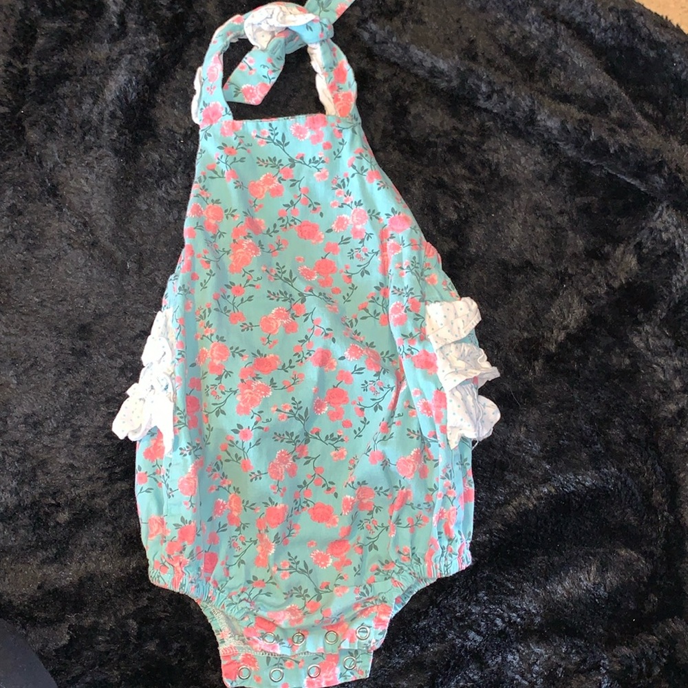 Size 24/ 2T ricrac and ruffles bubble
